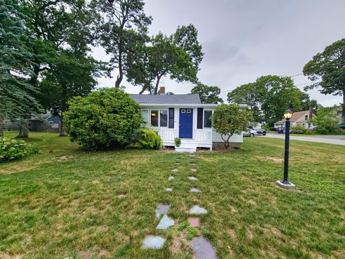 15 Fir St, Wareham, MA, 02571-2349 | Card Image