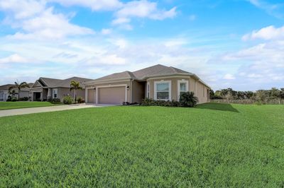 8342 Laguna Circle, House other with 4 bedrooms, 2 bathrooms and null parking in Micco FL | Image 3