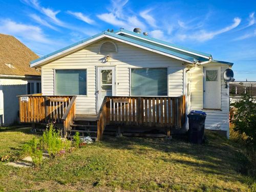 4927 46 Avenue, Spirit River, AB, T0H3G0 | Card Image