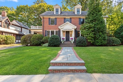 41 Fellsmere Rd, Newton, MA, 02459-1339 | Card Image