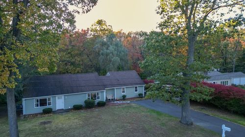 5 Edgewood Rd, Wilbraham, MA, 01095-1906 | Card Image