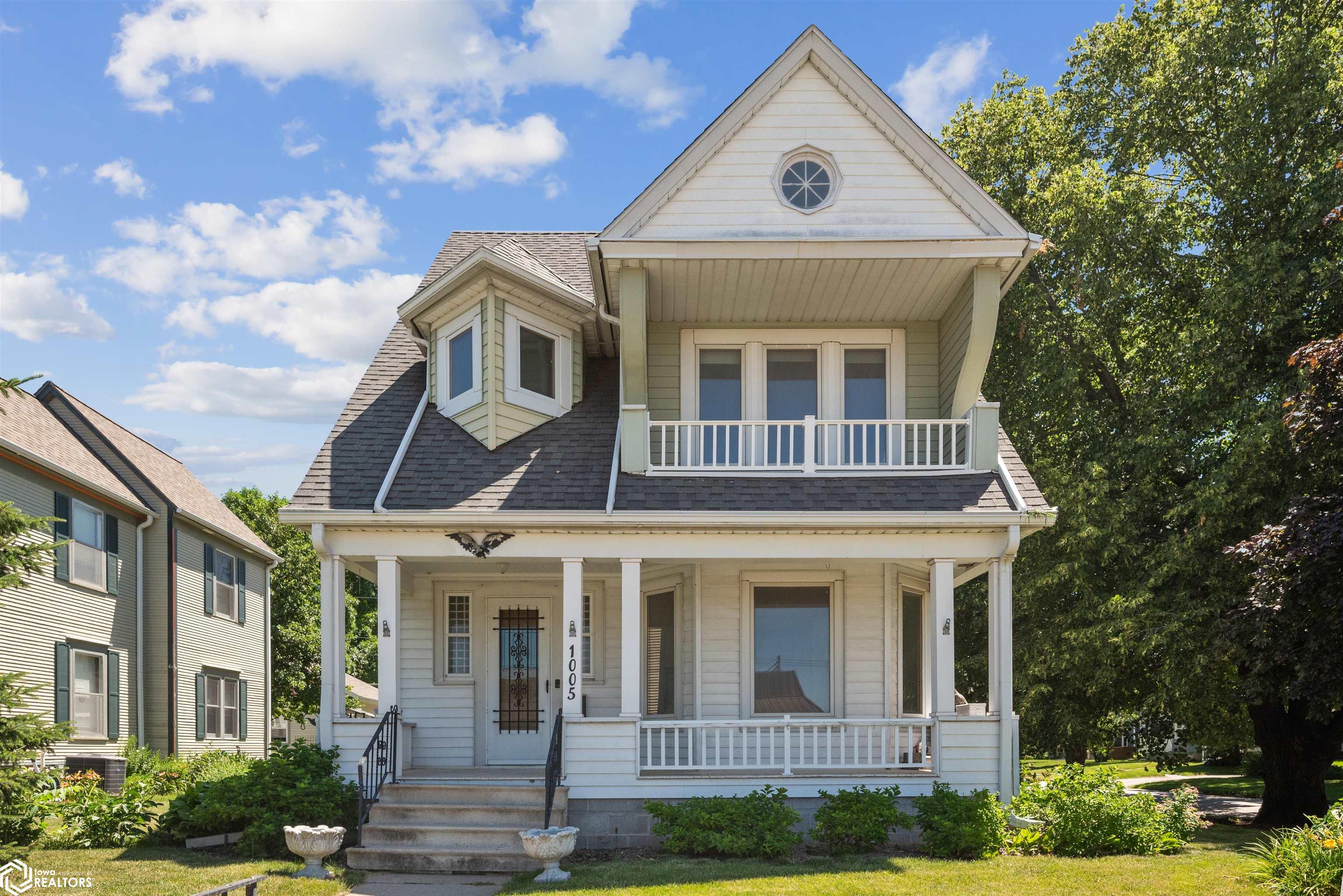 7th St, Nevada, IA 50201