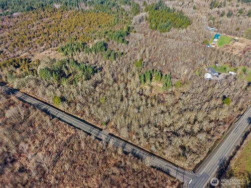 110 Frost Rd, Winlock, WA, 98596-9676 | Card Image