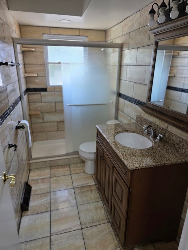 17936 66 Th Ave, House other with 3 bedrooms, 2 bathrooms and 2 parking in Tinley Park IL | Image 13