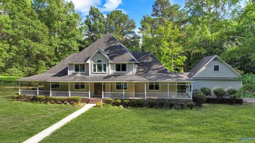 102 Boys Ranch Rd, Hartselle, AL, 35640-8005 | Card Image