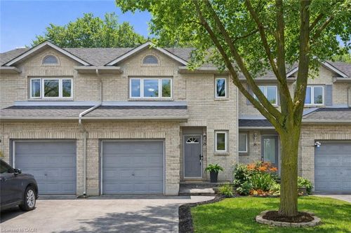 75-1 Royalwood Crt, Stoney Creek, ON, L8E4Y1 | Card Image