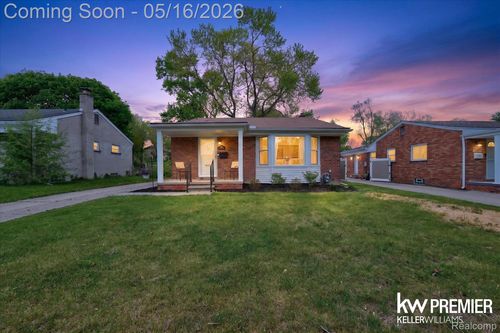 23260 Oneida St, Oak Park, MI, 48237-2298 | Card Image