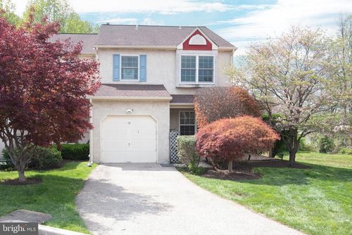 19 Viburnum Ct, LAFAYETTE HILL, PA, 19444-2508 | Card Image