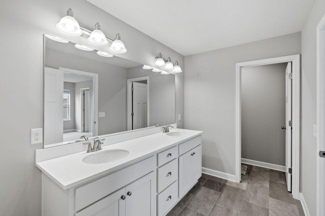 Private Primary Bathroom | Image 47