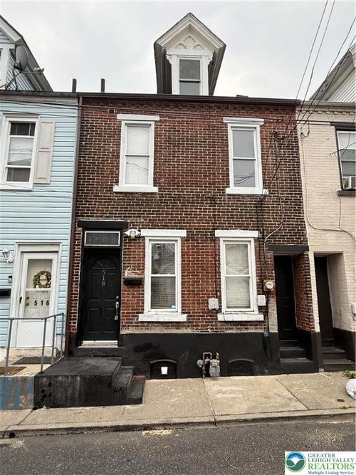 518 Oak St, Allentown, PA, 18102-4116 | Card Image