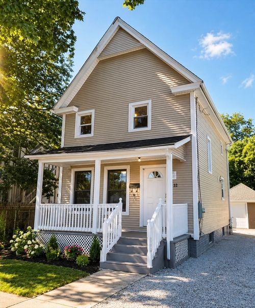 32 Randall Pl, Springfield, MA, 01108-1920 | Card Image