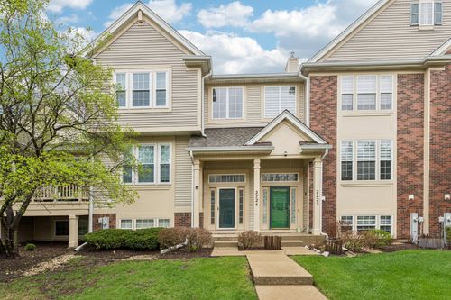 2724 N Greenwood Ave, Arlington Heights, IL, 60004-8429 | Card Image