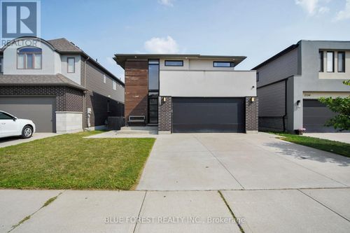2138 Wateroak Dr, London, ON, N6G0P9 | Card Image