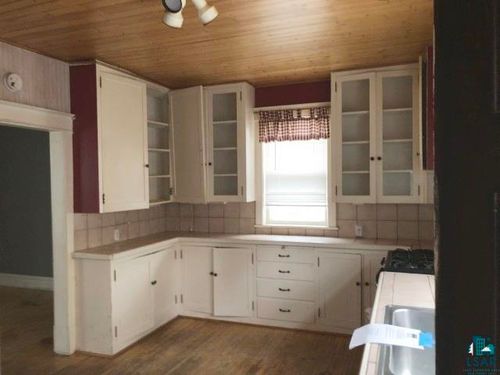 517 N 22nd Ave W, Duluth, MN, 55806 | Card Image