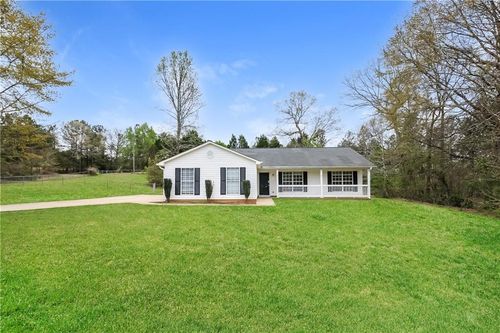 101 Live Oak Dr, Jackson, GA, 30233-2883 | Card Image