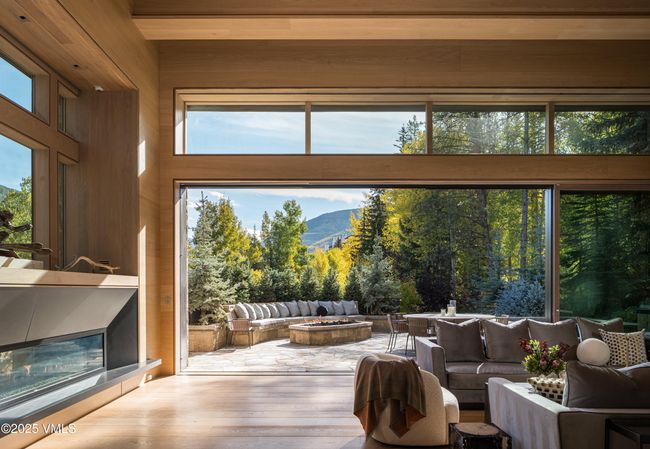 100 Vail Rd, Home with 11 bedrooms, 18 bathrooms and 4 parking in Vail CO | Image 16