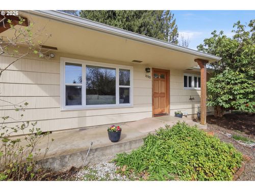 1090 Corydon St, Eugene, OR, 97401-5117 | Card Image