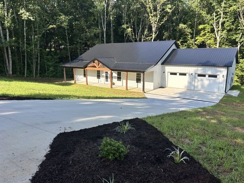 4151 Southside Rd, Southside, TN, 37171-9046 | Card Image