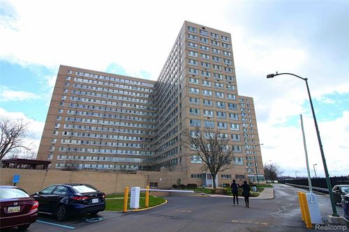 apt-1418-8900 E Jefferson Ave, Detroit, MI, 48214-2974 | Card Image