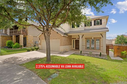 105 Highland Pl, Cibolo, TX, 78108-3635 | Card Image
