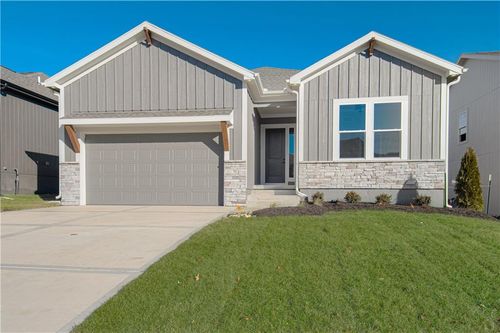 1508 Sw Arbor Park Ter, Lee's Summit, MO, 64082-4206 | Card Image