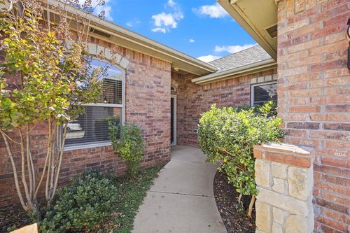 10232 Bald Cypress Dr, Oklahoma City, OK, 73120-2081 | Card Image