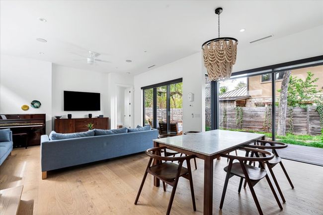 3313 Bonnie Rd, House other with 4 bedrooms, 4 bathrooms and 3 parking in Austin TX | Image 10