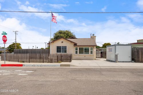 138 N E Street, Lompoc, CA, 93436 | Card Image