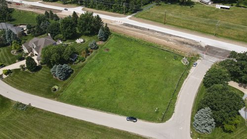 1 Fox Hill Ct, Yorkville, IL, 60560-9781 | Card Image
