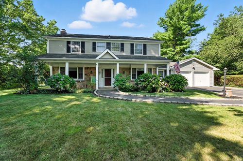 5 Hilton Ct, Stony Brook, NY, 11790-2320 | Card Image