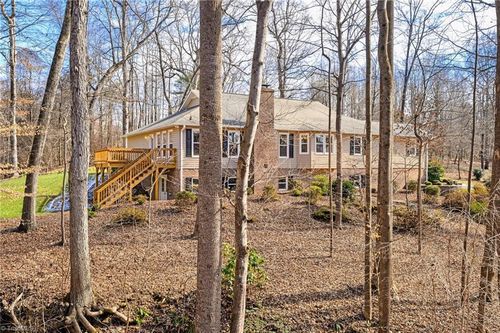 109 Normandy St, Boonville, NC, 27011-8978 | Card Image