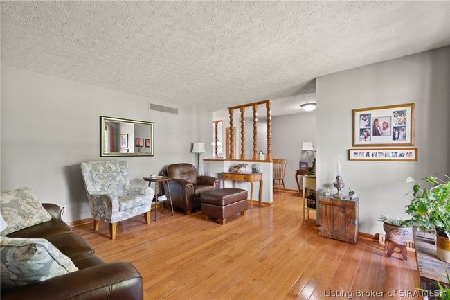 212 Biggs Rd, Home with 3 bedrooms, 2 bathrooms and null parking in Memphis IN | Image 7