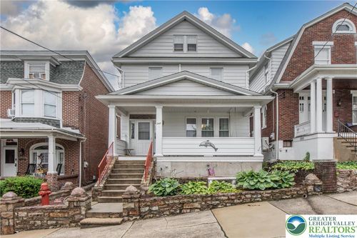 242 N Lehigh St, TAMAQUA, PA, 18252-1126 | Card Image