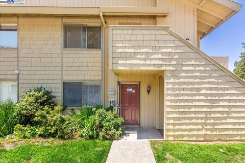 46869 Fernald Cmn, Fremont, CA, 94539-7031 | Card Image