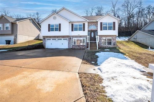 835 Memory Ln, Fenton, MO, 63026-5367 | Card Image