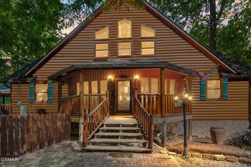 3280 Balsam Slopes Rd, Sevierville, TN, 37862 | Card Image