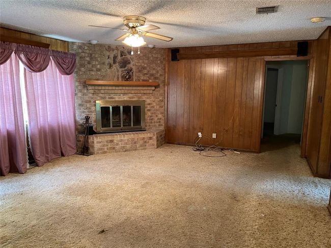 1055 County Road 452, House other with 4 bedrooms, 2 bathrooms and null parking in Sweeny TX | Image 5