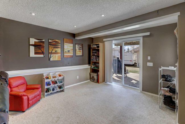 218 Evansmeade Close Nw, House other with 3 bedrooms, 4 bathrooms and 2 parking in Calgary AB | Image 23