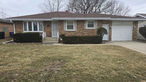 447 Dennis Ave, Bradley, IL, 60915-1913 | Card Image