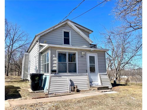 1109 3rd Street, MENOMONIE, WI, 54751 | Card Image