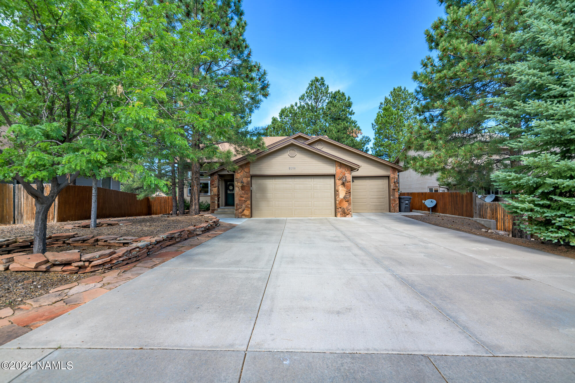 Pyrite Rd, Flagstaff, AZ 86005