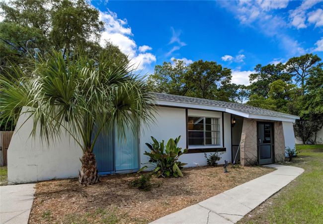 5249 Courtland Rd, House other with 2 bedrooms, 2 bathrooms and null parking in SPRING HILL FL | Image 5