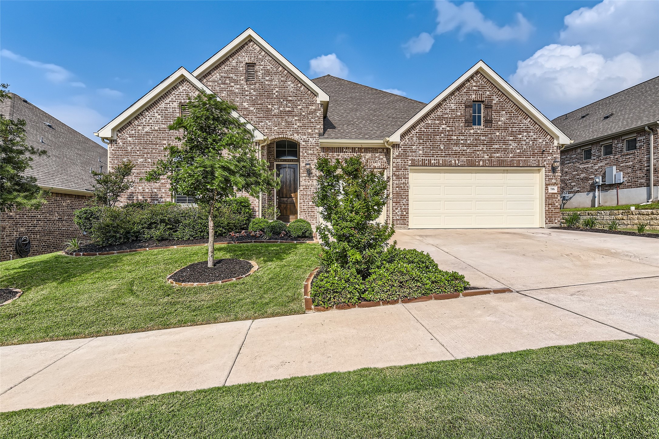 Sunny Brook Dr, Leander, TX 78641