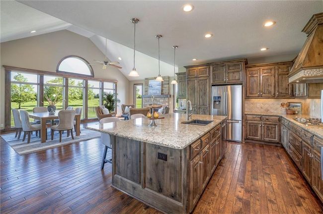 18670 W 248 Th St, House other with 5 bedrooms, 5 bathrooms and null parking in Paola KS | Image 21
