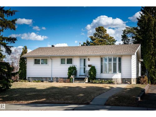 10231 46 St Nw, Edmonton, AB, T6A1X9 | Card Image