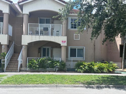 103-300 E 4th St, Hialeah, FL, 33010-4846 | Card Image
