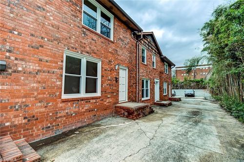 apt-d-115 S Mendenhall St, Greensboro, NC, 27403-1865 | Card Image