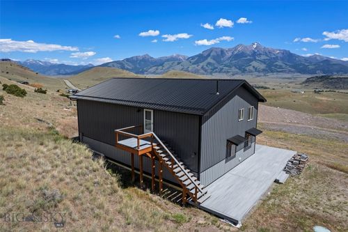 52 Arcturus Dr, Emigrant, MT, 59027-6090 | Card Image