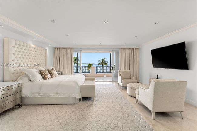 5233 - 5233 Fisher Island Dr, Condo with 4 bedrooms, 5 bathrooms and null parking in Miami Beach FL | Image 29