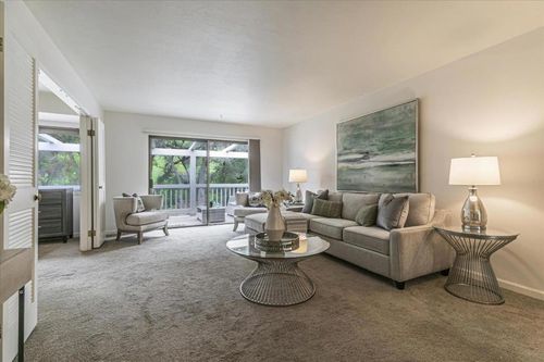 5189 Cribari Hls, San Jose, CA, 95135-1325 | Card Image